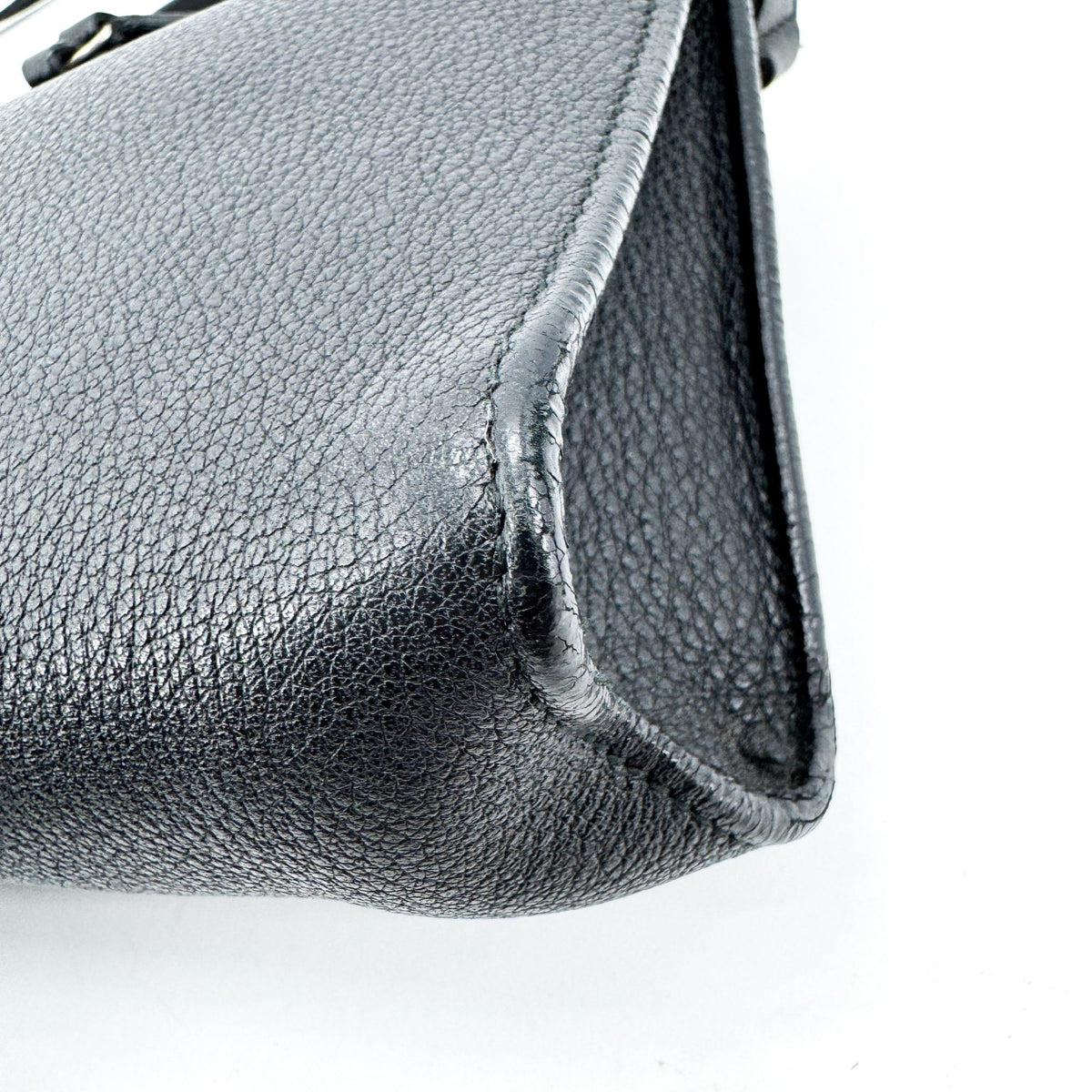 Saint Laurent Grain Leather Monogram Charm Chain Shoulder Bag Black