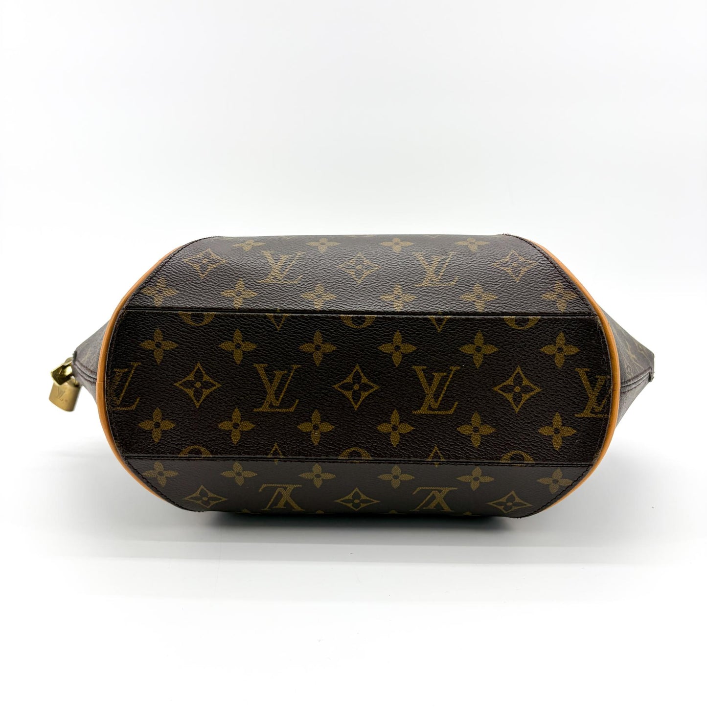 Louis Vuitton Monogram Ellipse MM