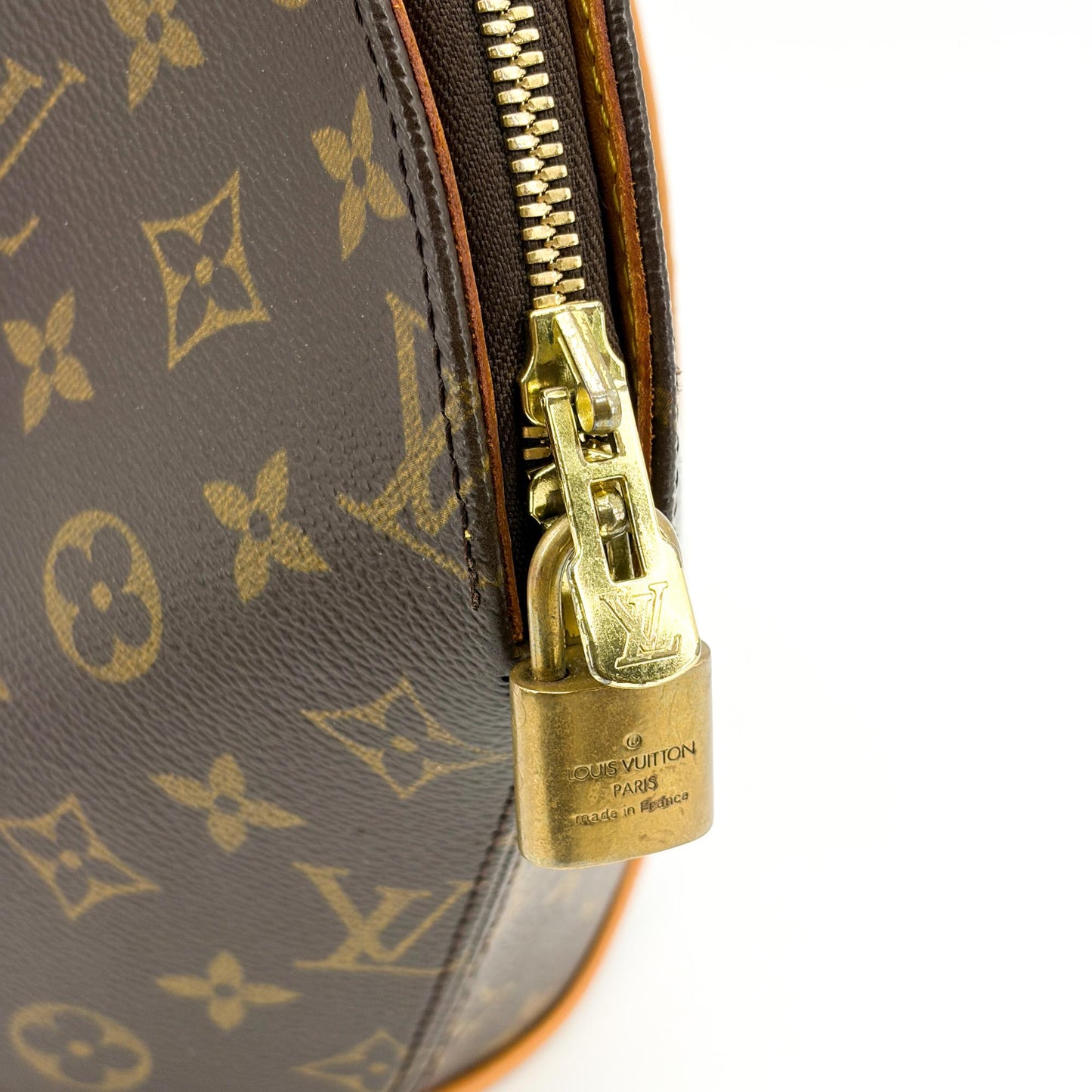 Louis Vuitton Monogram Ellipse MM