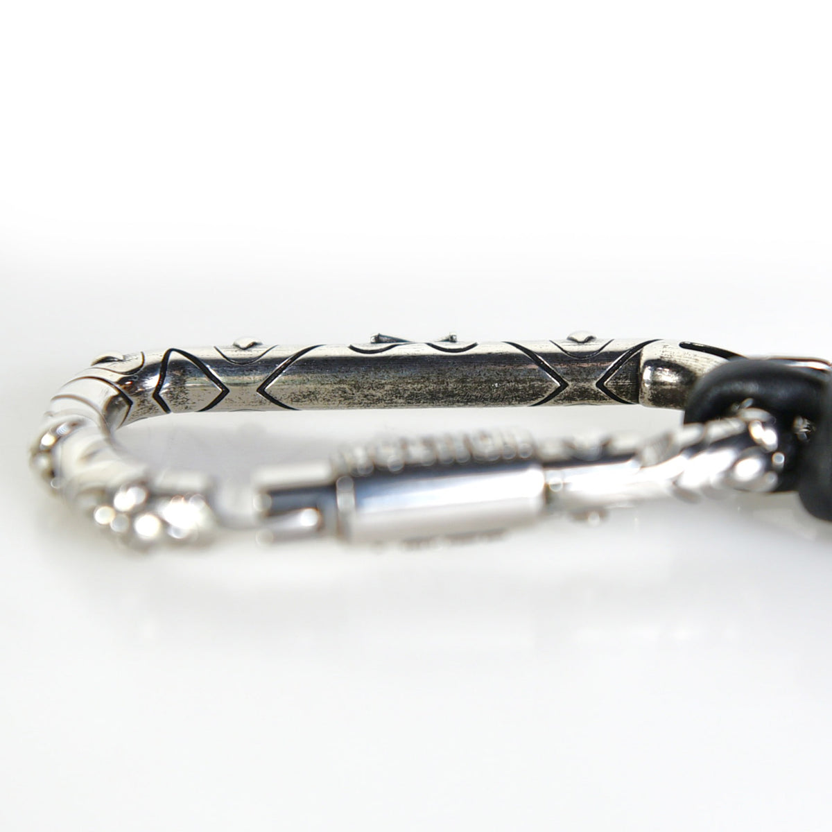 LV Drift Hook Bag Charm M03133