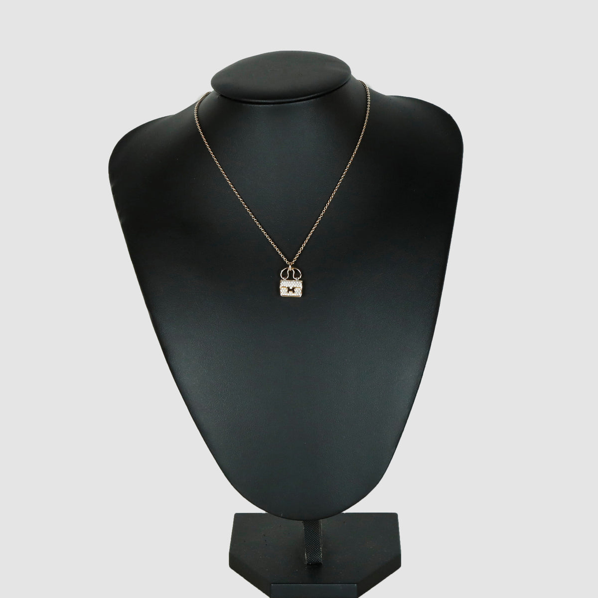 Amulette Constance Diamond Pendant Necklace