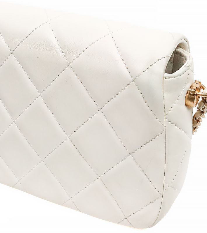 Chanel White Quilted CC Pearl Chain Shoulder Bag