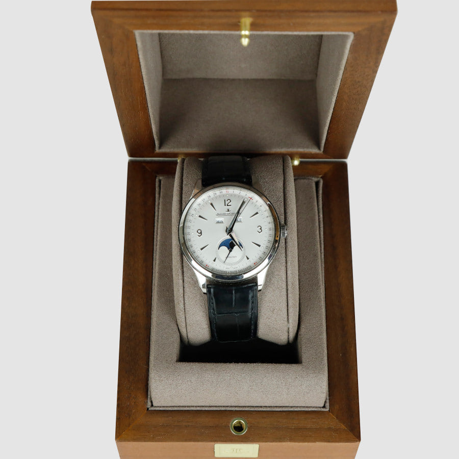 40 Jaeger-LeCoultre Calendar Master Control Moonphase Leather Watch