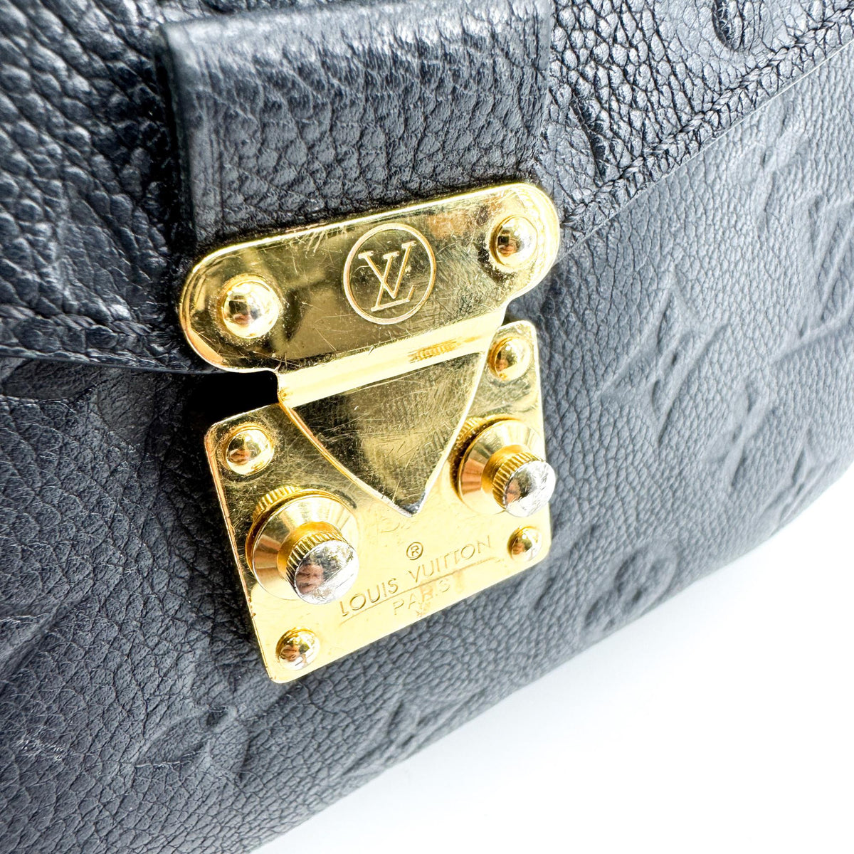 Louis Vuitton Pochette Métis Monogram Empreinte Black