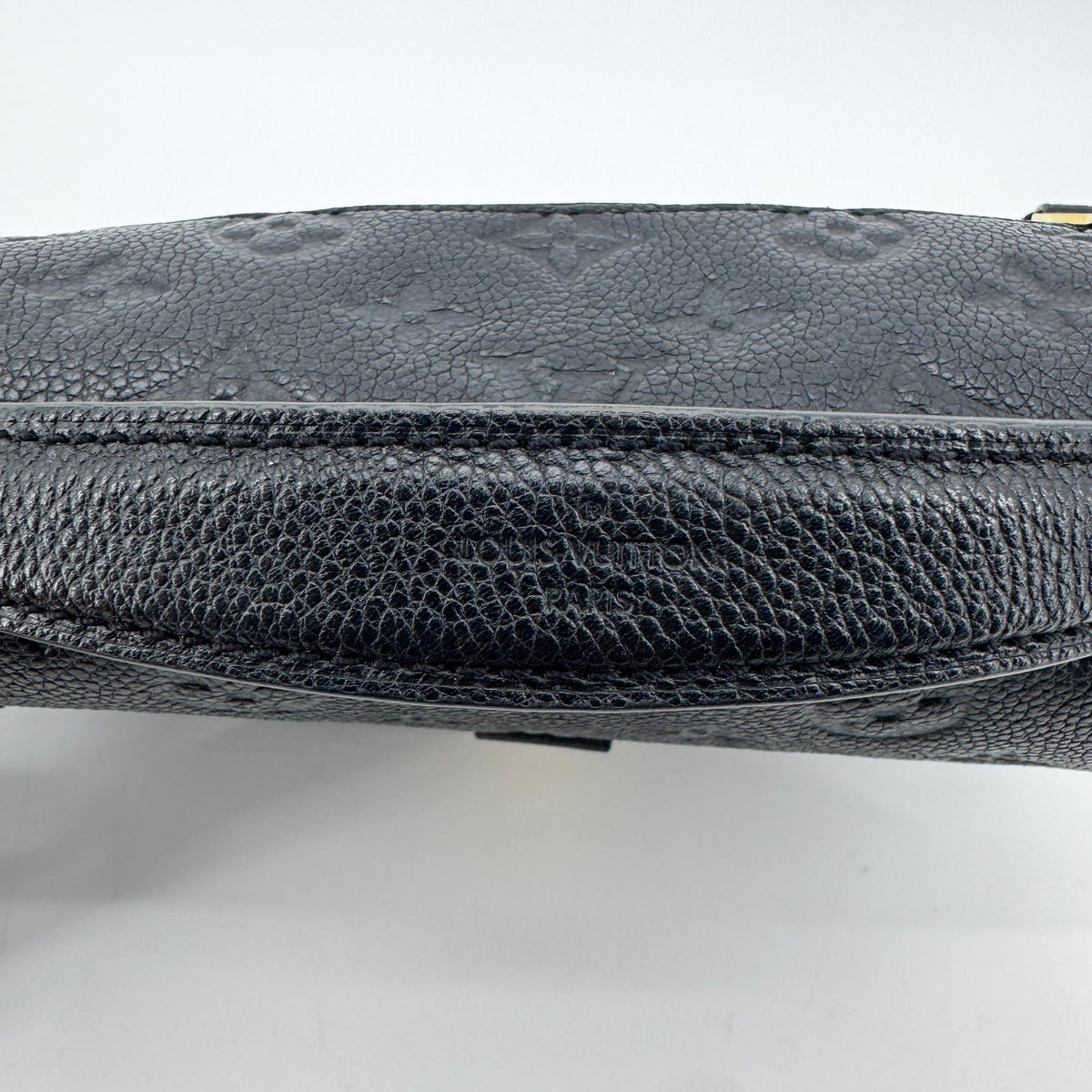 Louis Vuitton Pochette Métis Monogram Empreinte Black