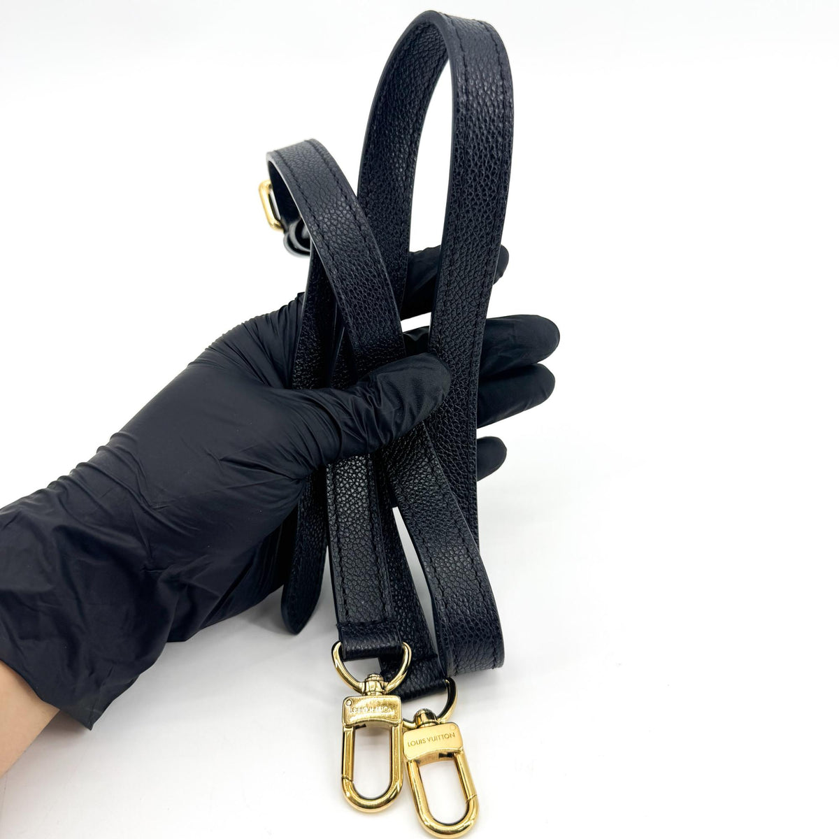 Louis Vuitton Pochette Métis Monogram Empreinte Black