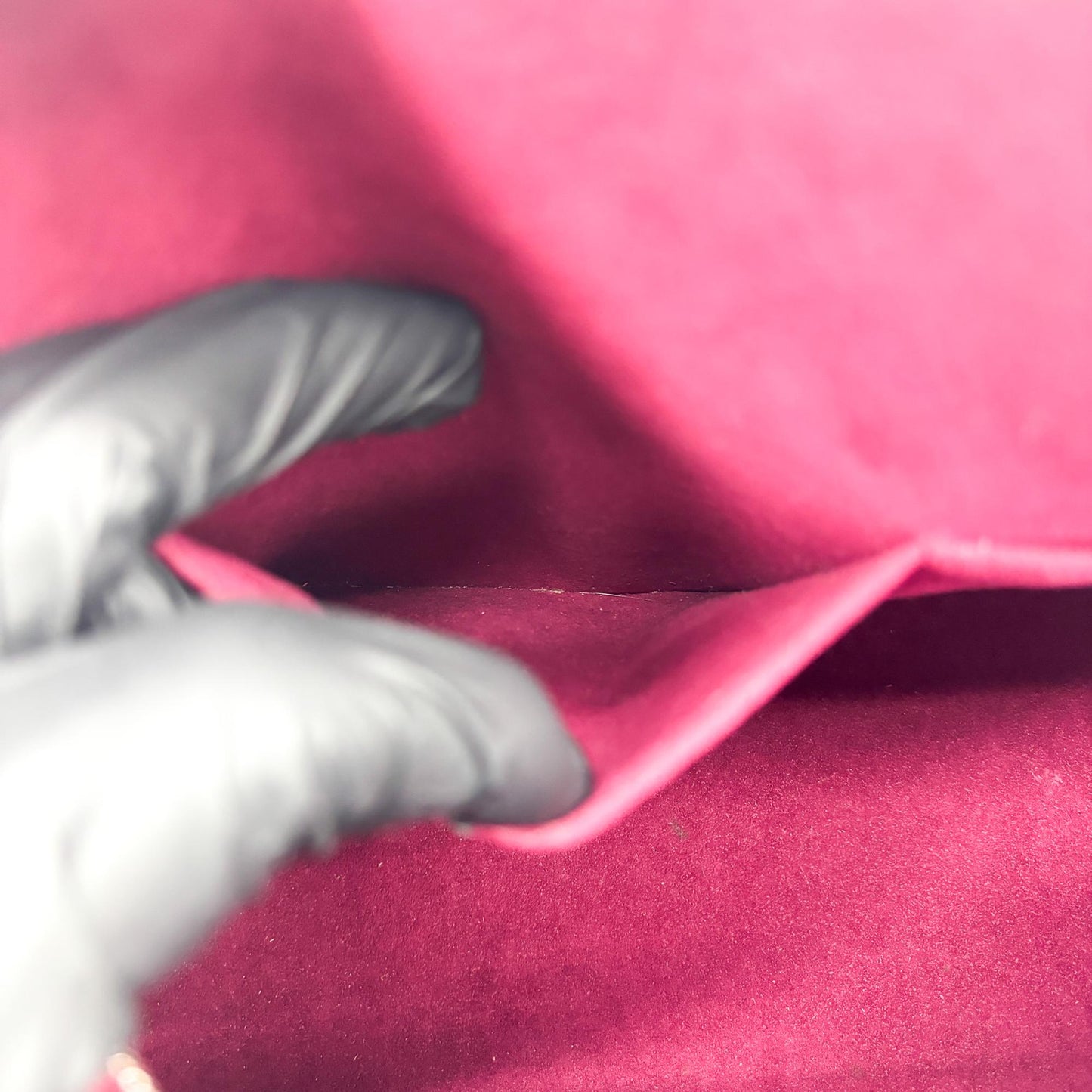 Louis Vuitton Epi Alma PM Fuchsia