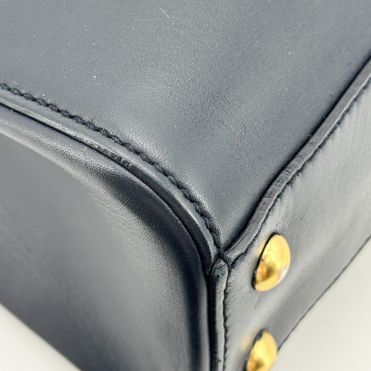 Gucci Sylvie Leather Mini Top Handle Bag Black
