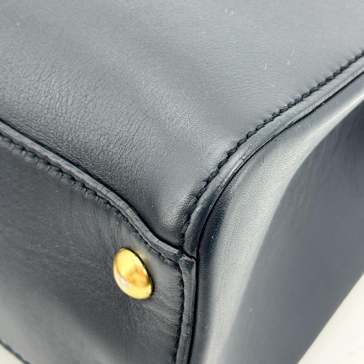 Gucci Sylvie Leather Mini Top Handle Bag Black