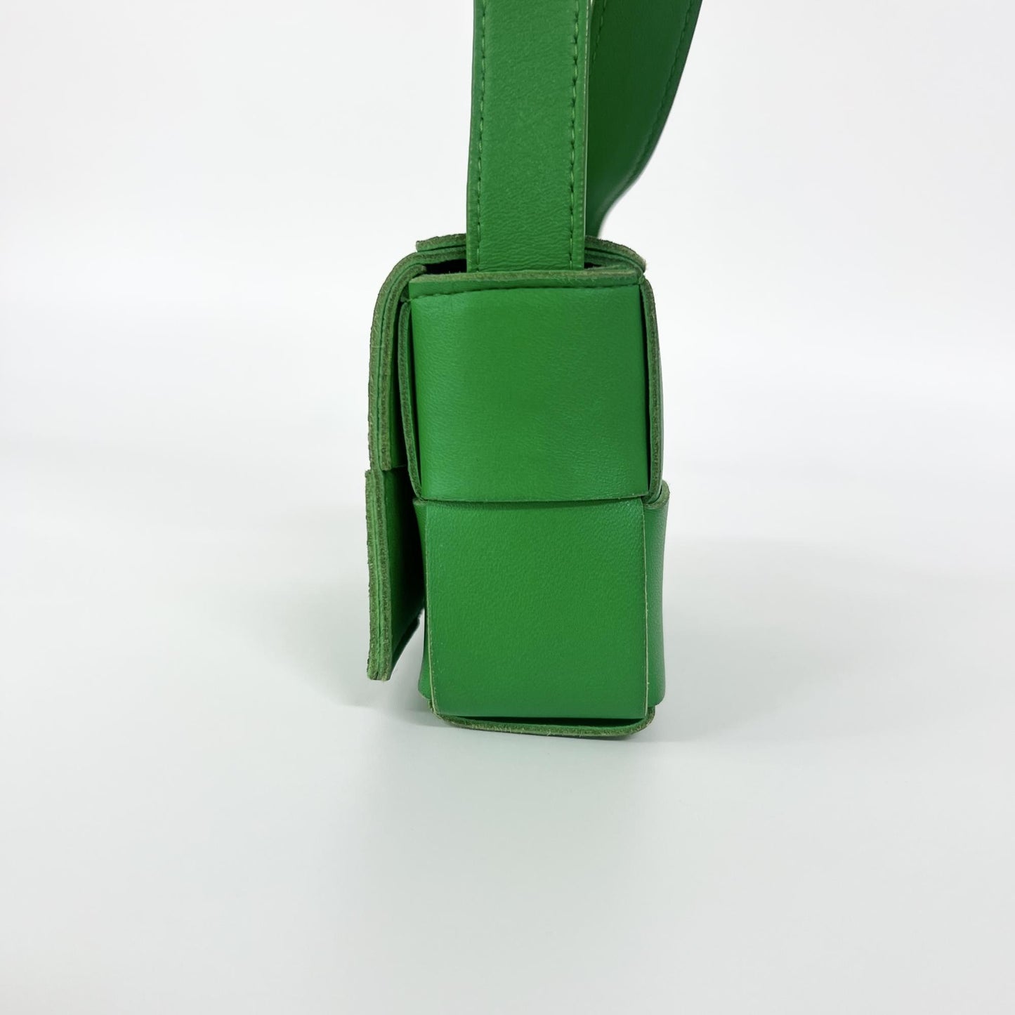 Bottega Veneta Cassette Bag Mini Parakit Green