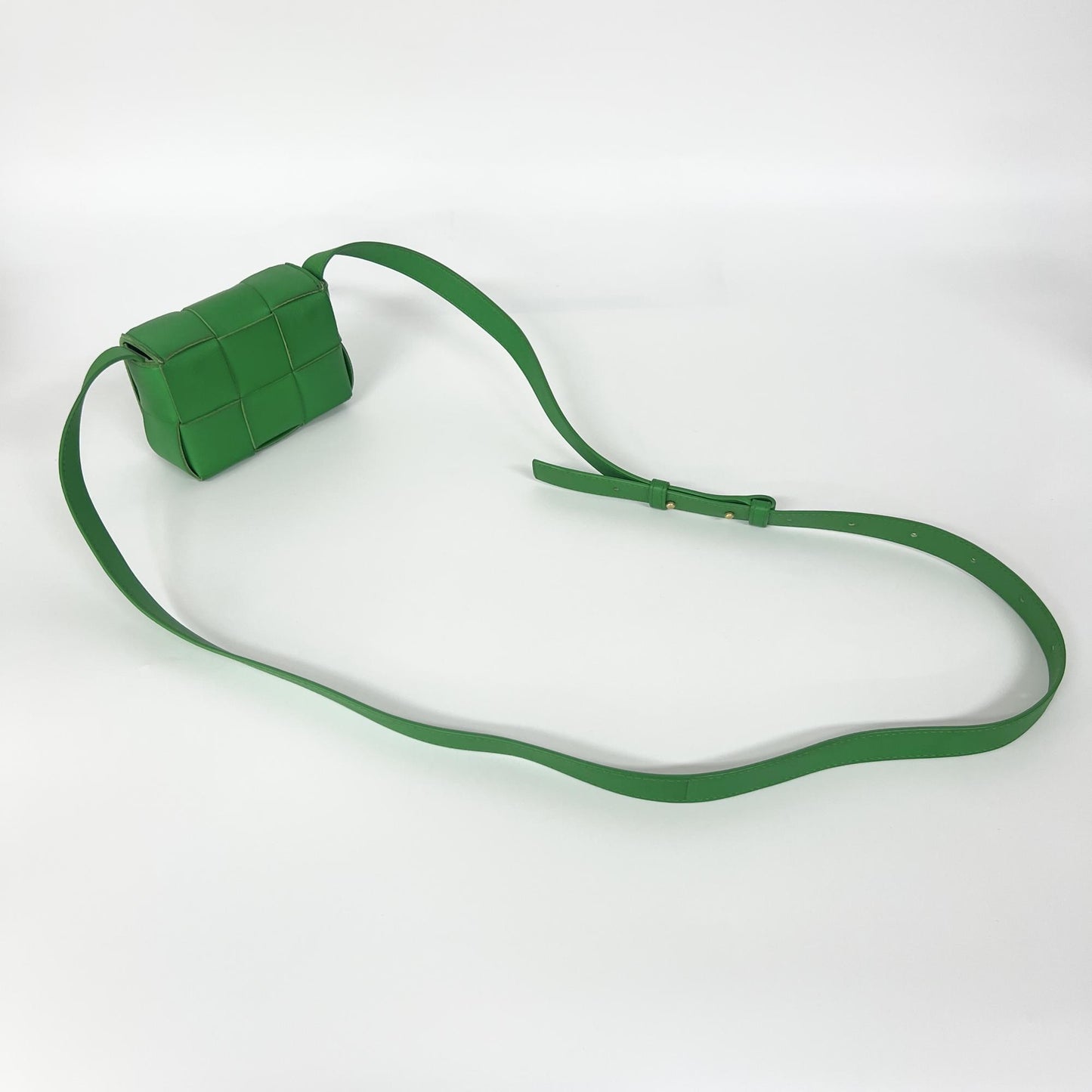 Bottega Veneta Cassette Bag Mini Parakit Green
