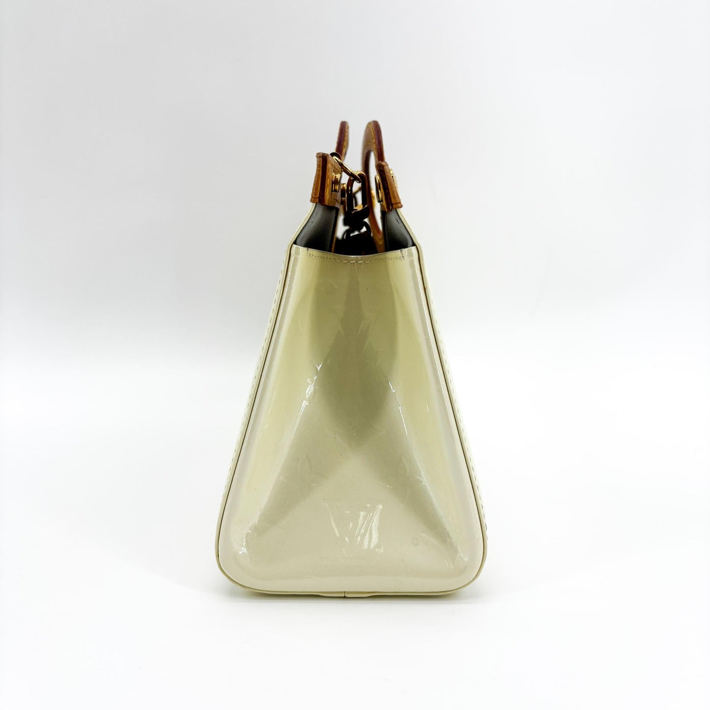 Louis Vuitton Monogram Vernis Roxbury Drive Pearl