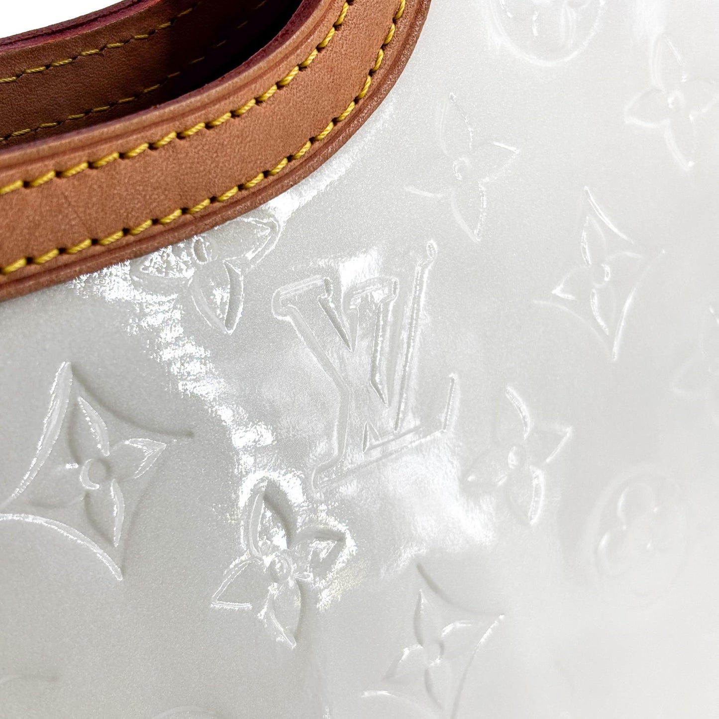 Louis Vuitton Monogram Vernis Roxbury Drive Pearl