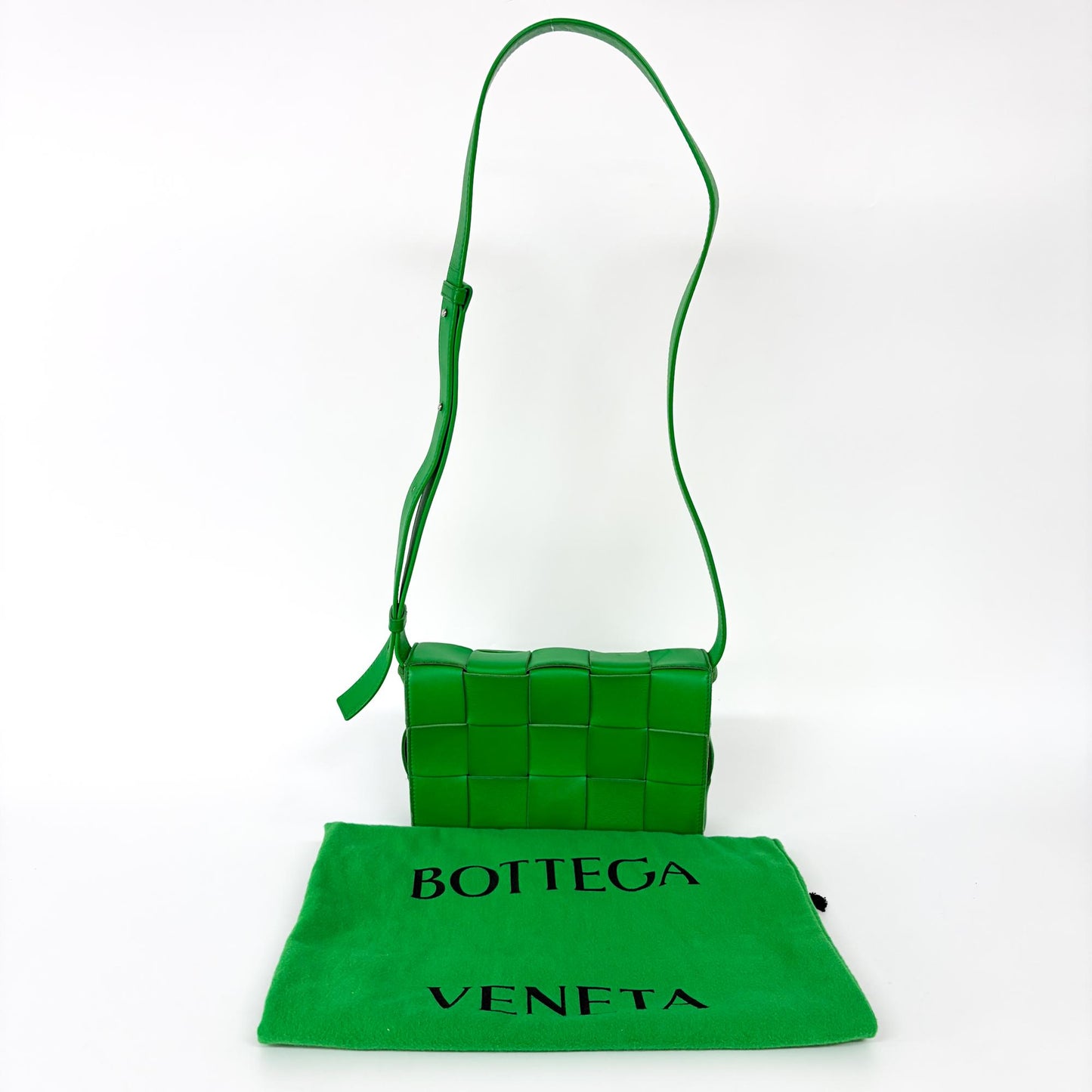 Bottega Veneta Cassette Shoulder Bag Paraket