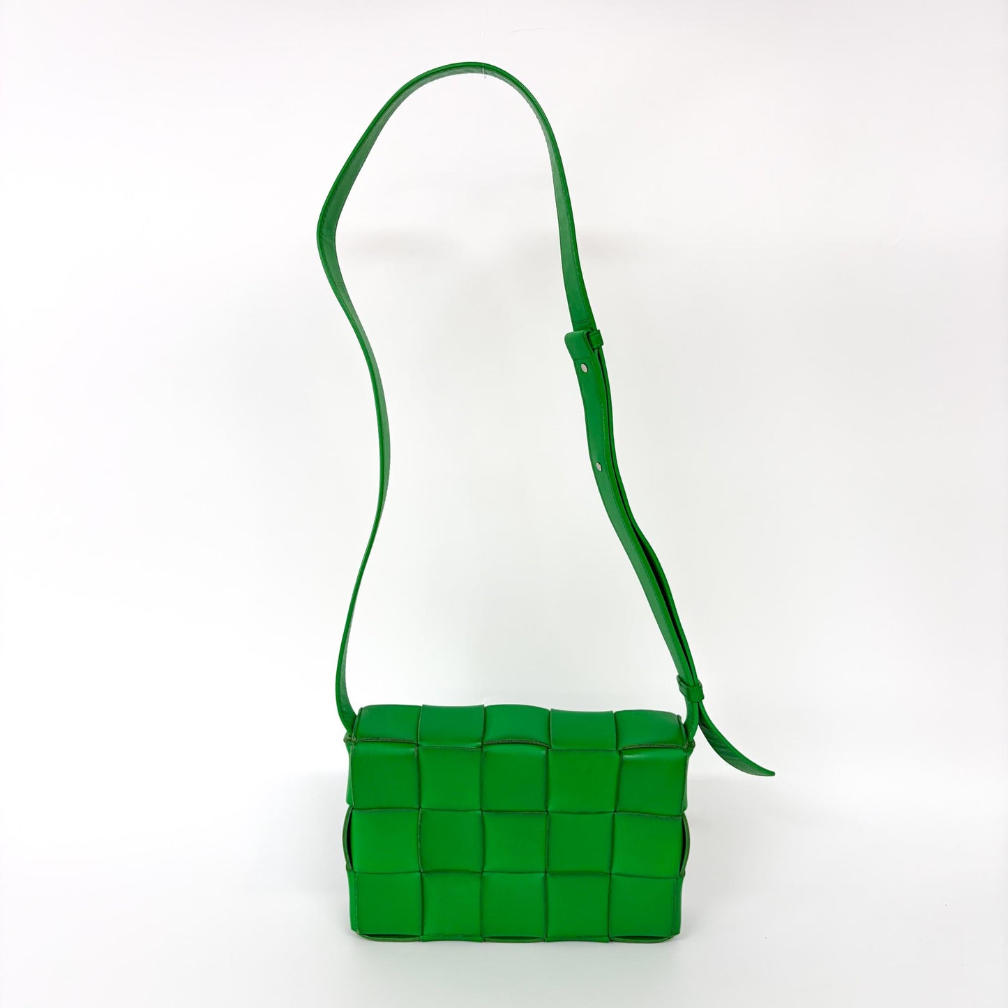 Bottega Veneta Cassette Shoulder Bag Paraket
