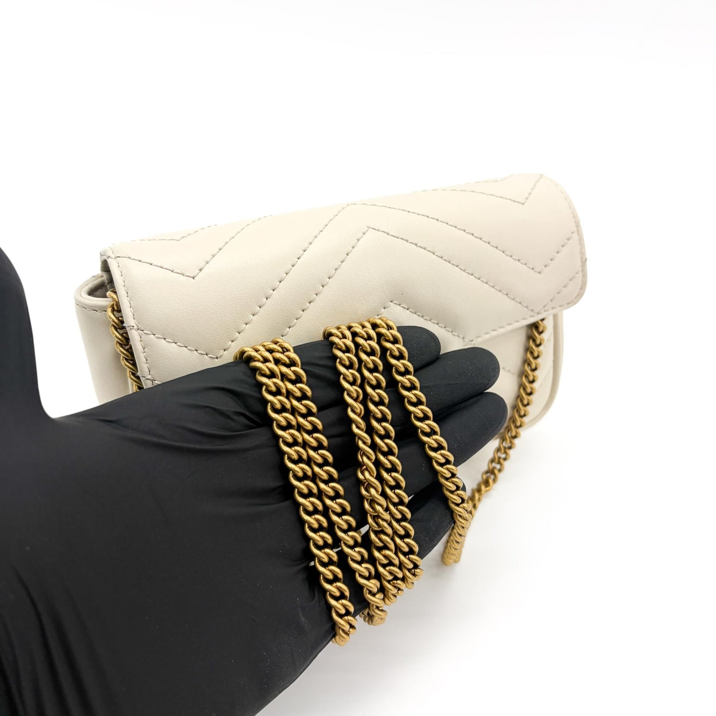 Gucci GG Marmont Matelassé Super Mini Bag White