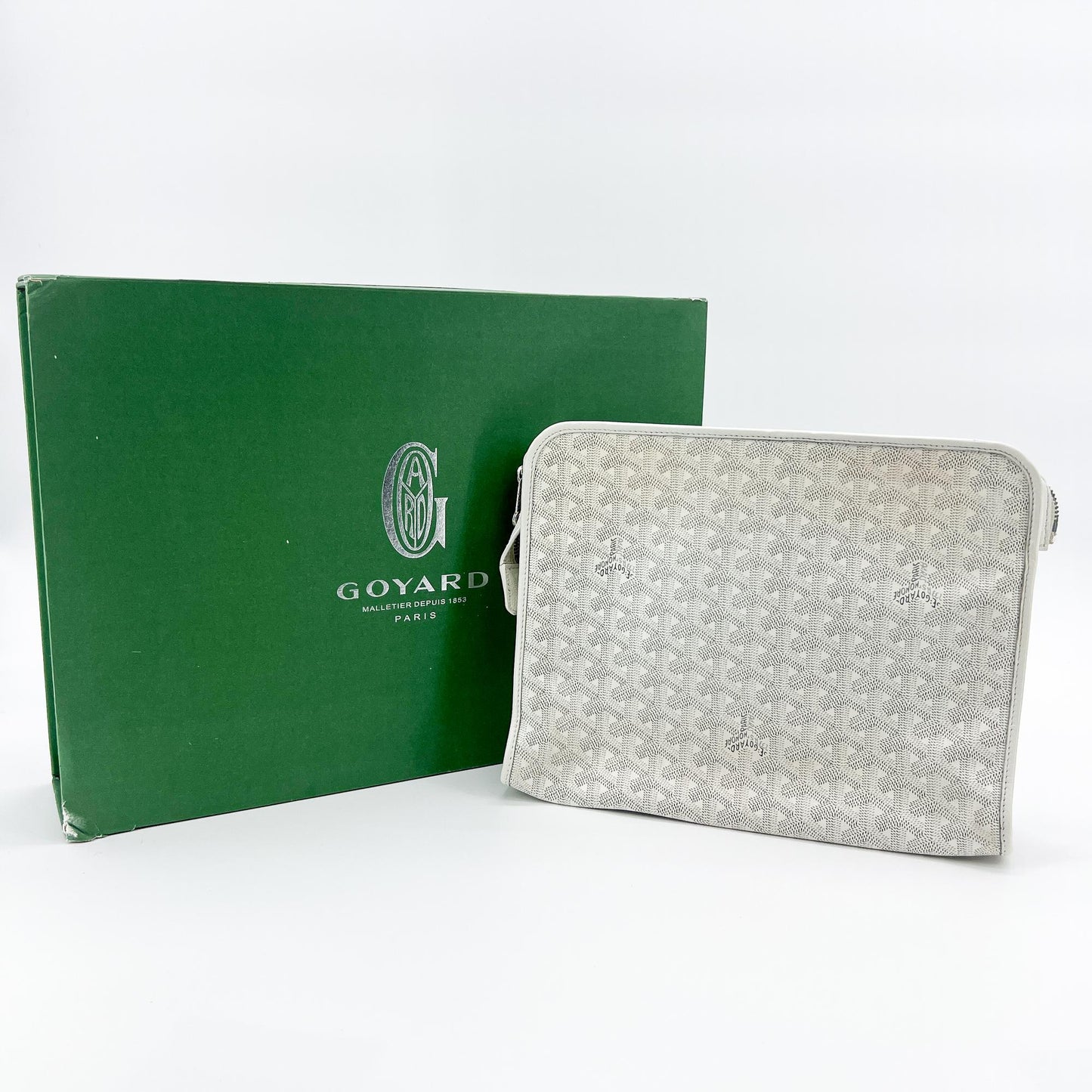 Goyas Juvance Toilet Clutch GM