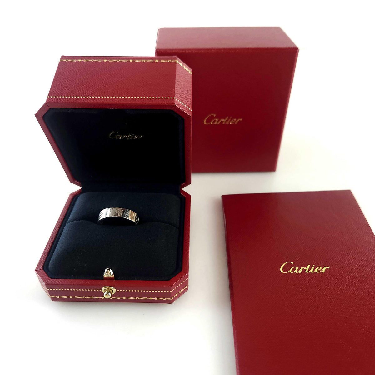 60 Love Classic White Gold Ring