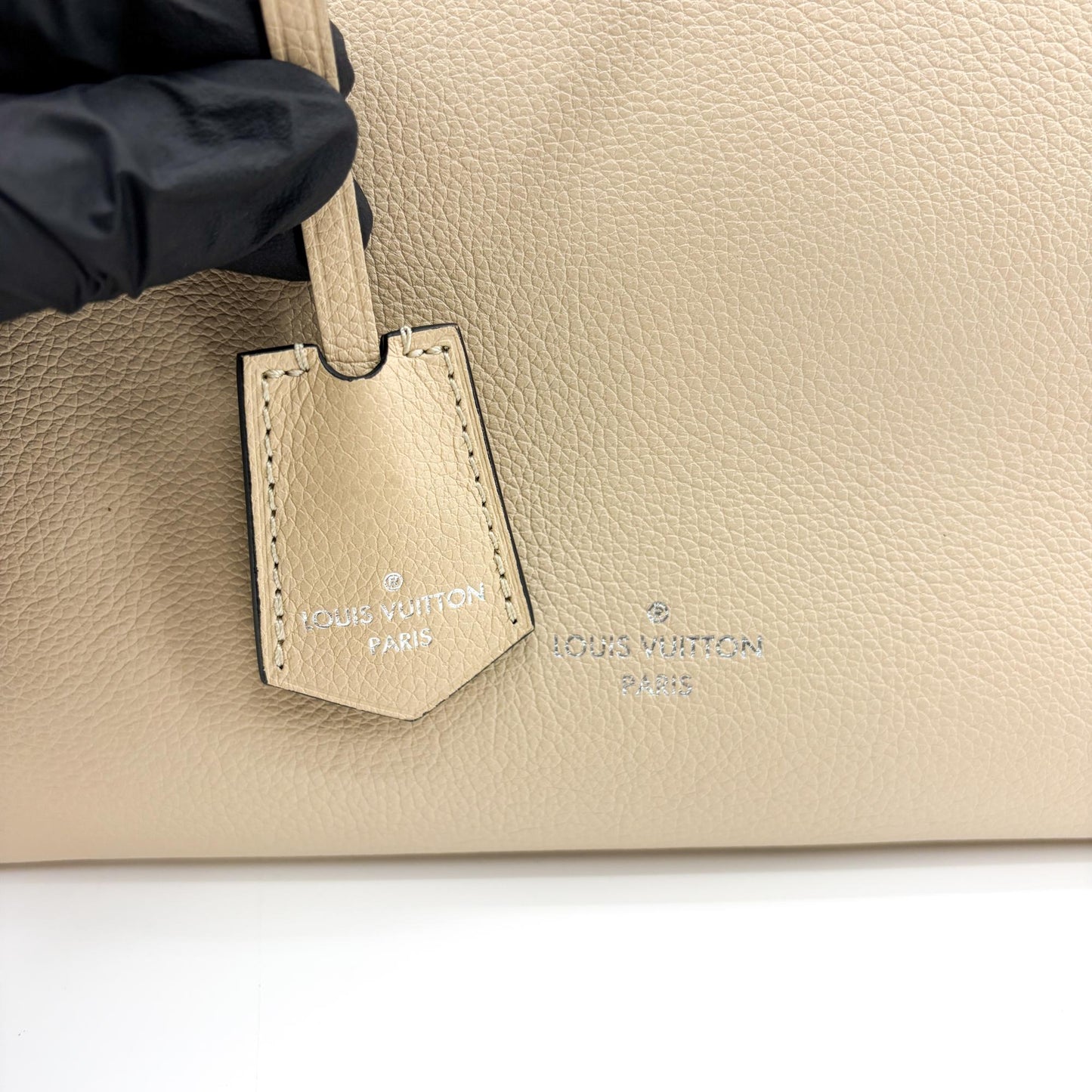 Louis Vuitton Lockme Shopper Black Beige