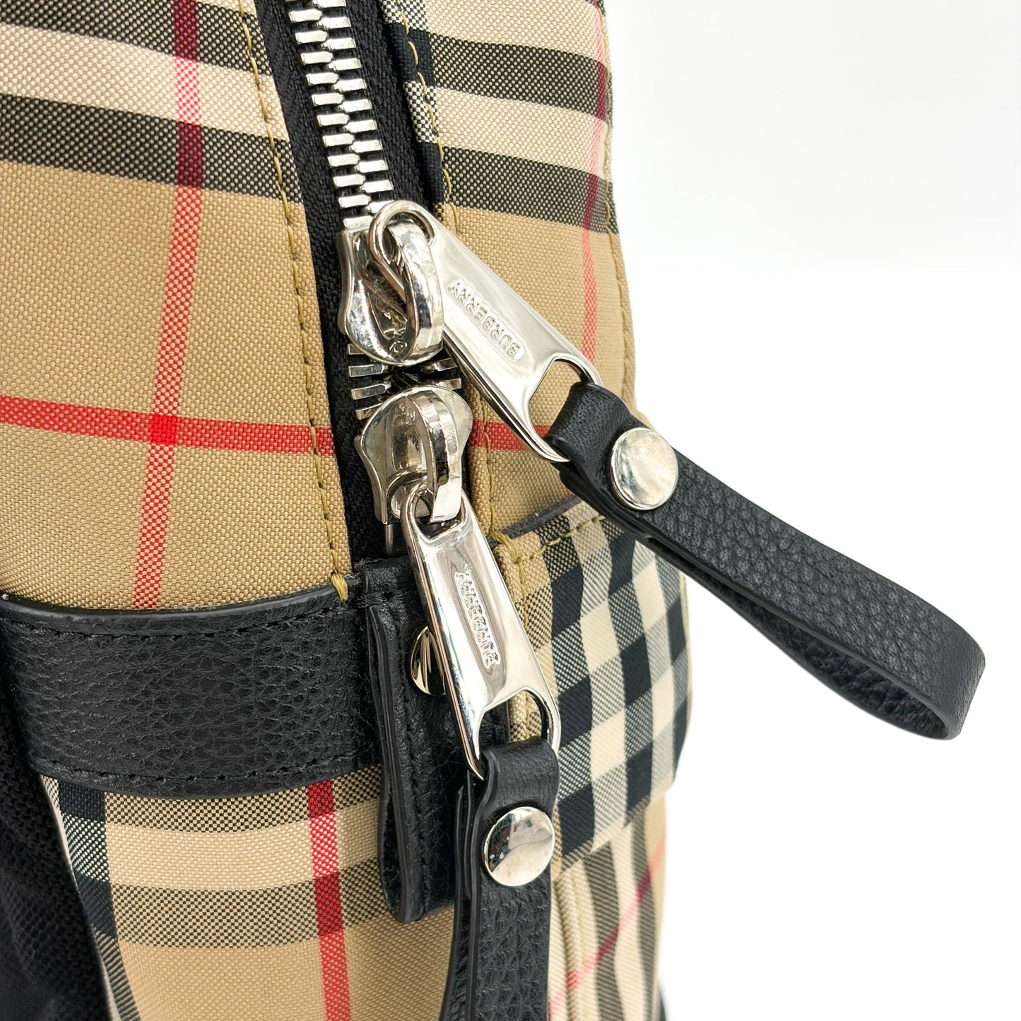 Burberry Vintage Check Leather Medium Backpack Archive Beige Black