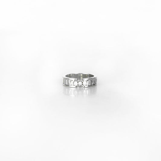56 Atlas Diamond White Gold Ring