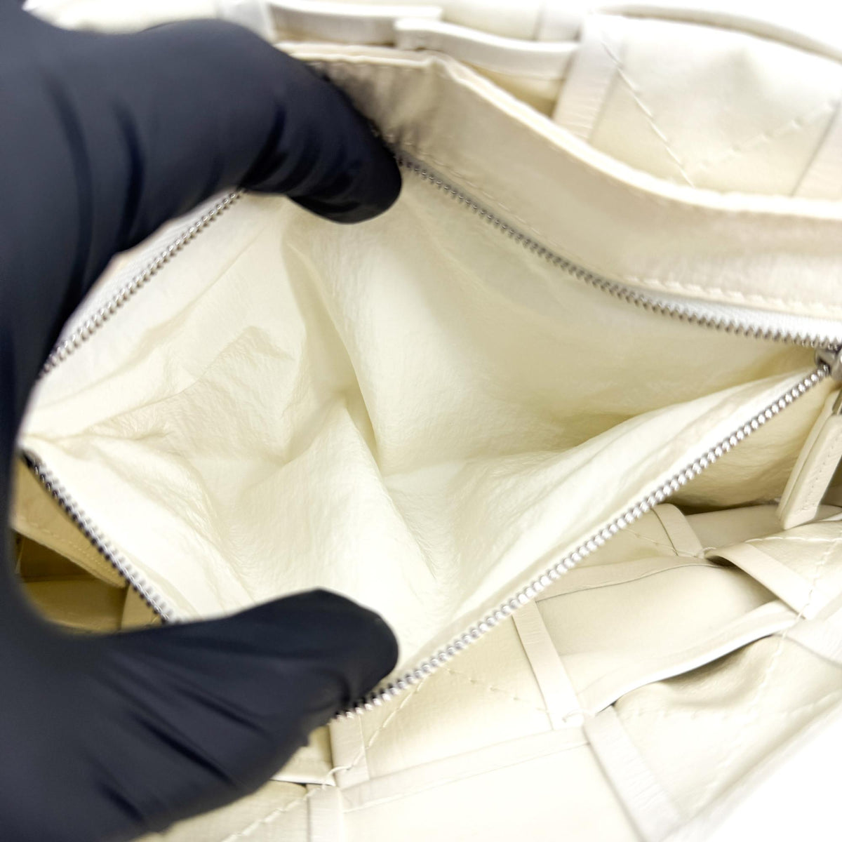 Bottega Veneta Cassette Bag White