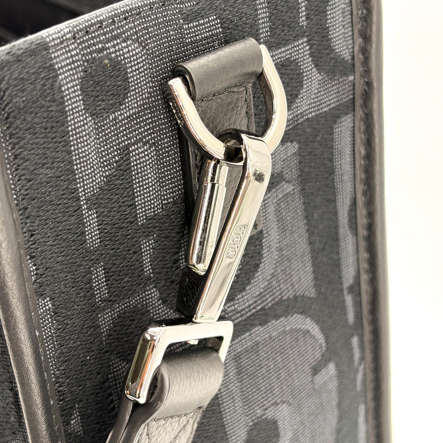 Dior Vertical Tote Bag Black Oblique Jacquard