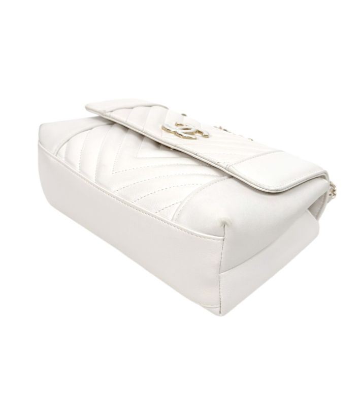 Chanel White Chevron Chain Shoulder Bag