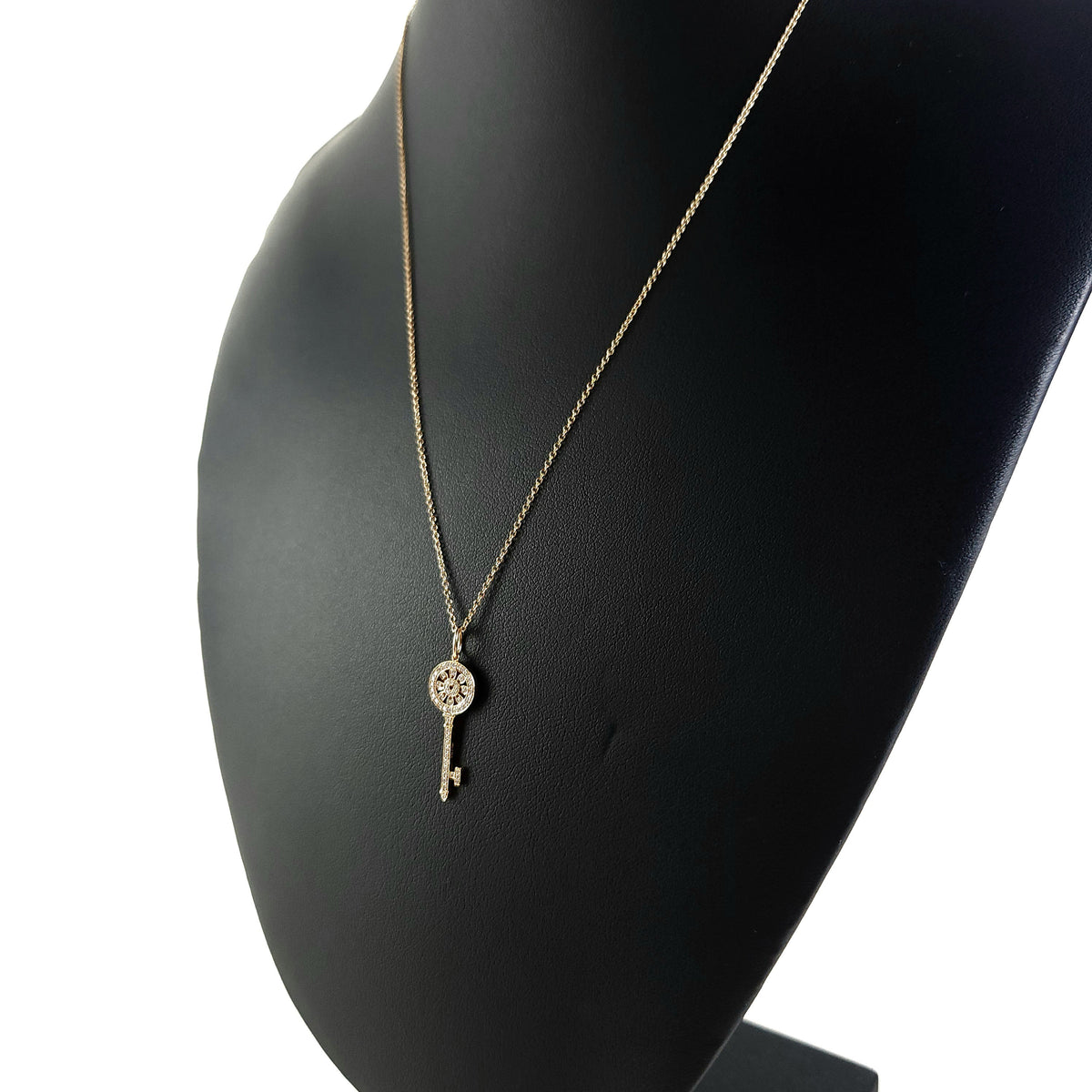 Ann Co. Petal Key Diamond Pendant Necklace