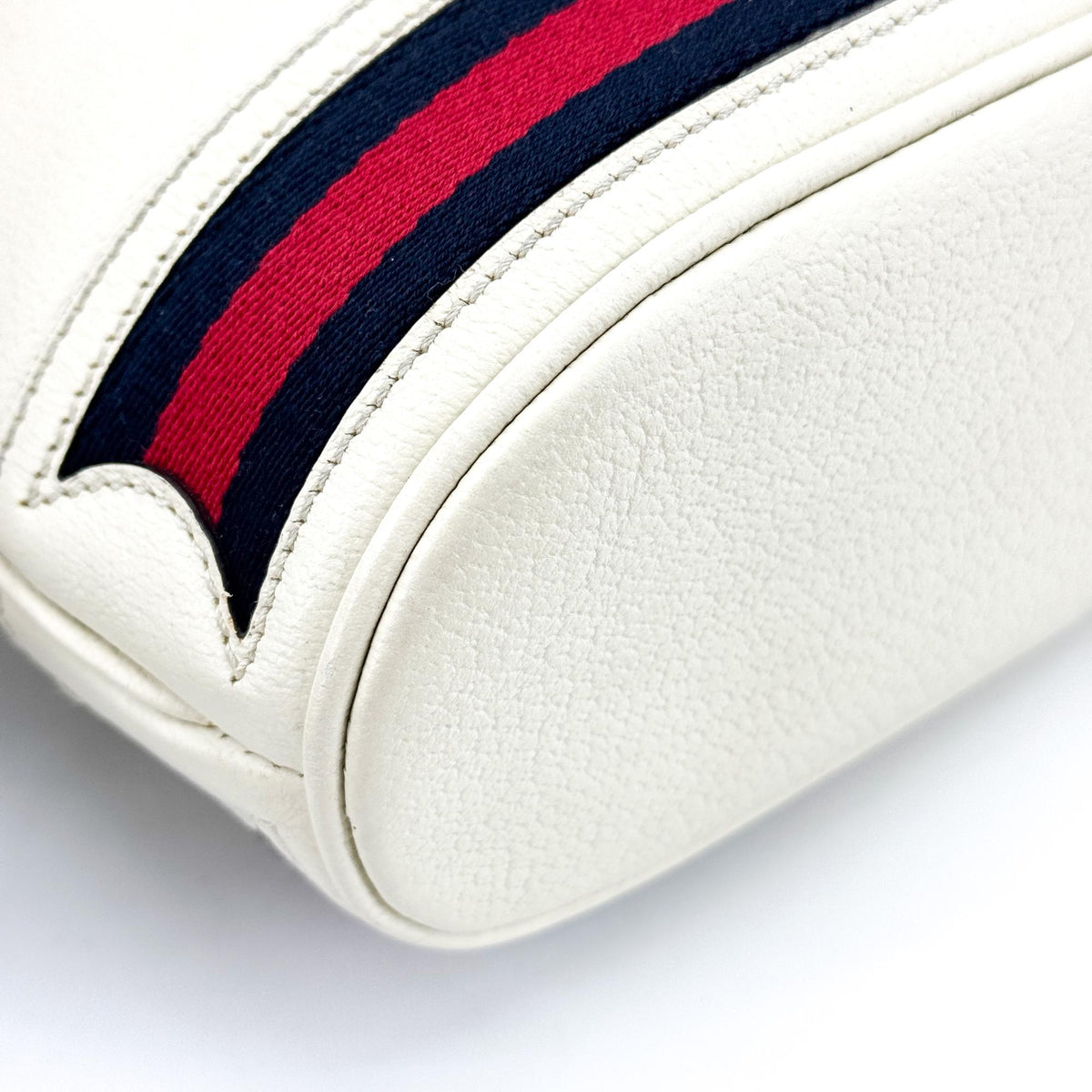 Gucci Ophidia Small Bucket Bag White