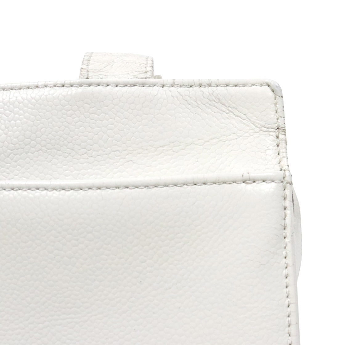 Chanel White Vintage Shoulder Bag