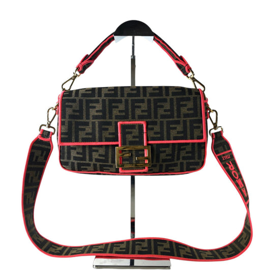 Baguette FF Motif Fabric Shoulder Bag Crossbody Bag 8BR600