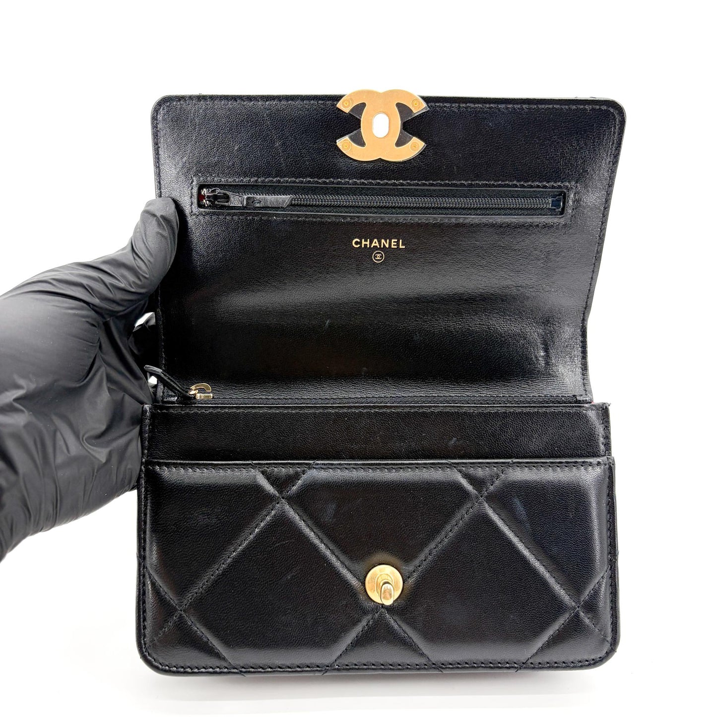 Chanel 19 Wallet on Chain Black