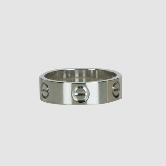 55 Classic Love White Gold Ring
