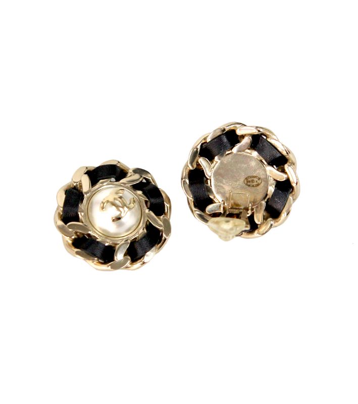 Chanel Round CC Gold Earrings
