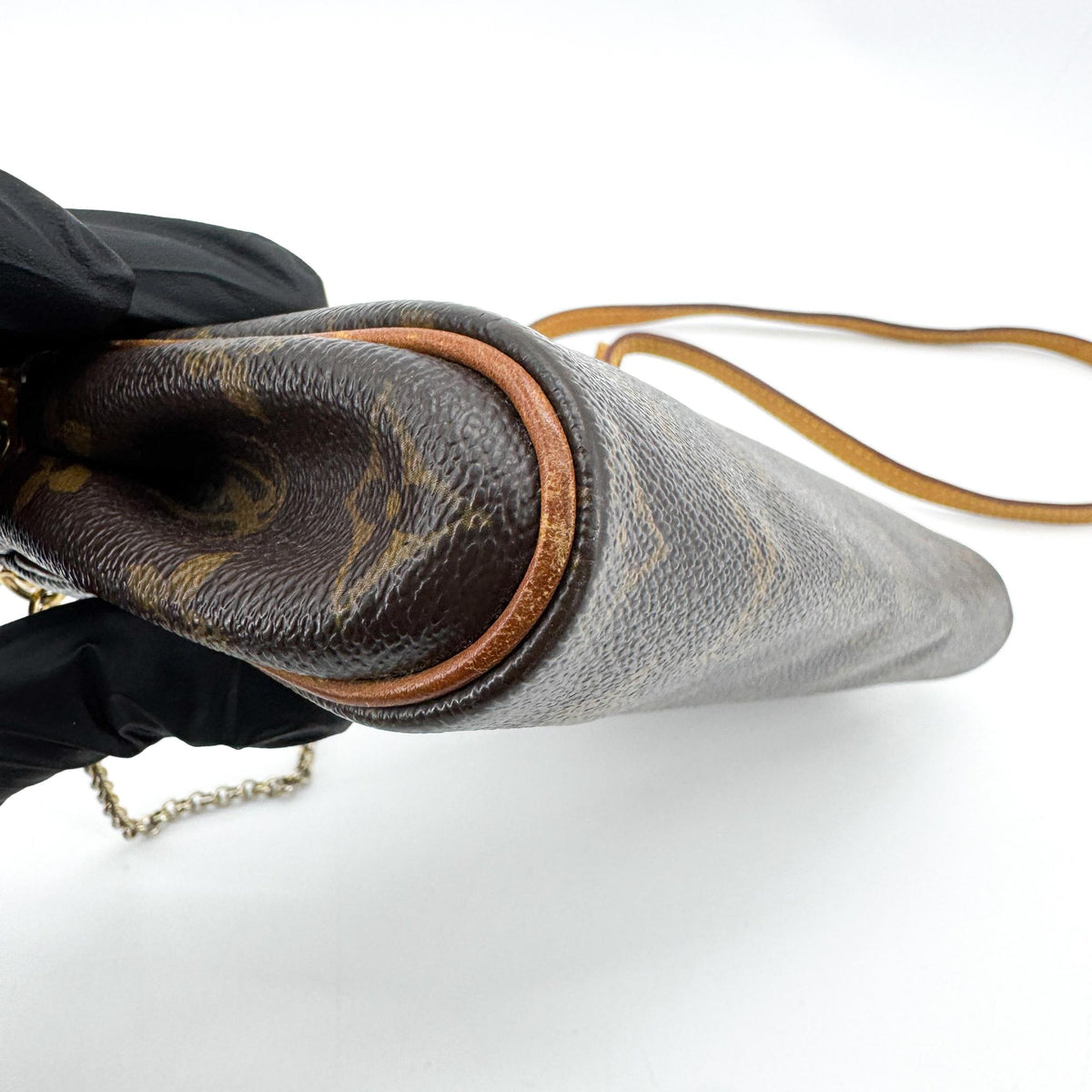 Louis Vuitton Monogram Eva Clutch