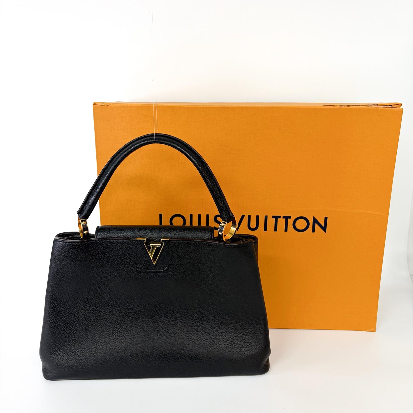 Louis Vuitton Capucines MM Noir Gold Hardware