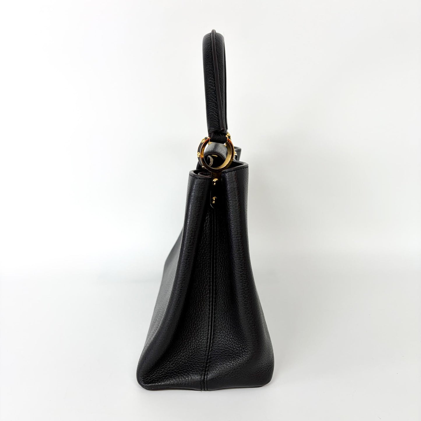 Louis Vuitton Capucines MM Noir Gold Hardware