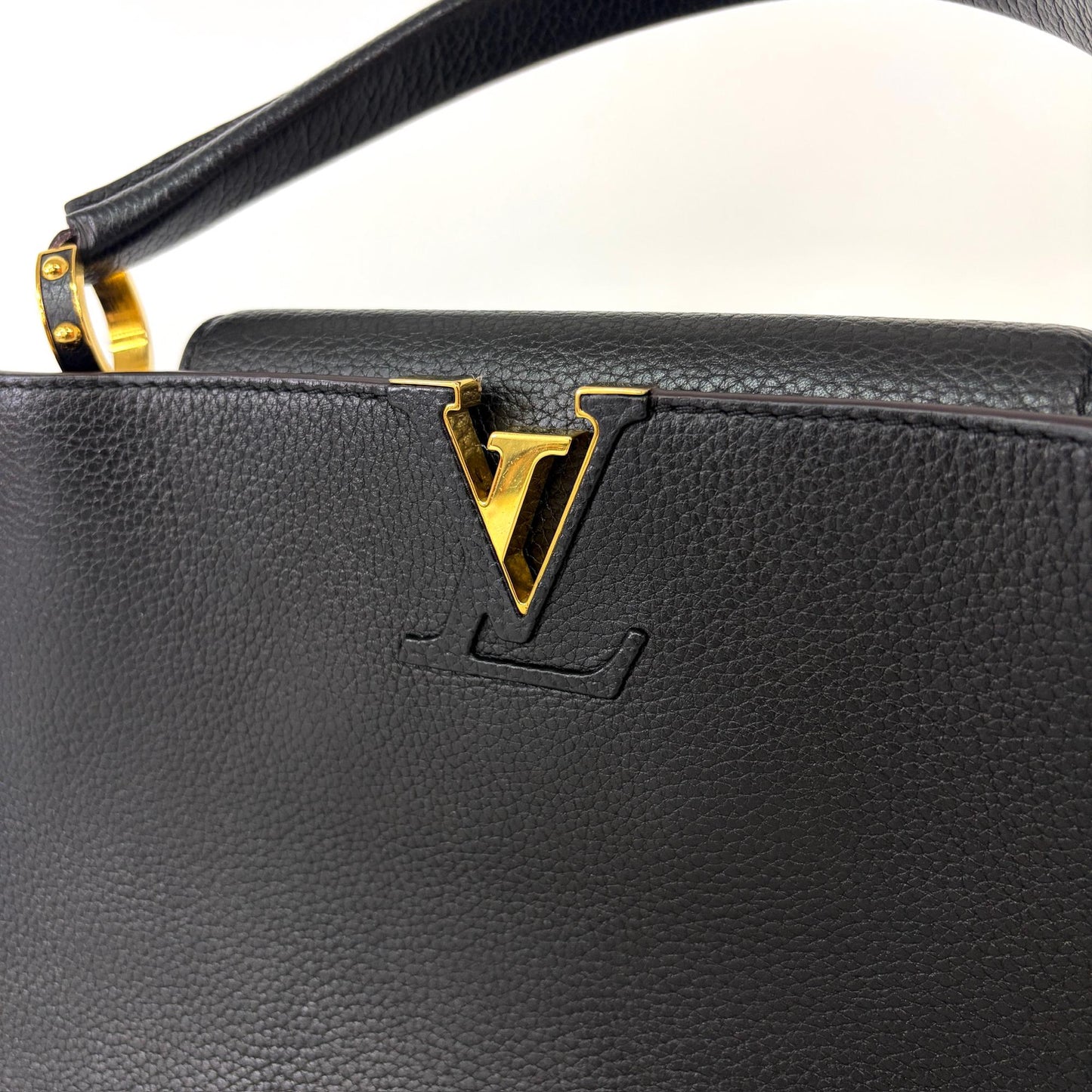 Louis Vuitton Capucines MM Noir Gold Hardware