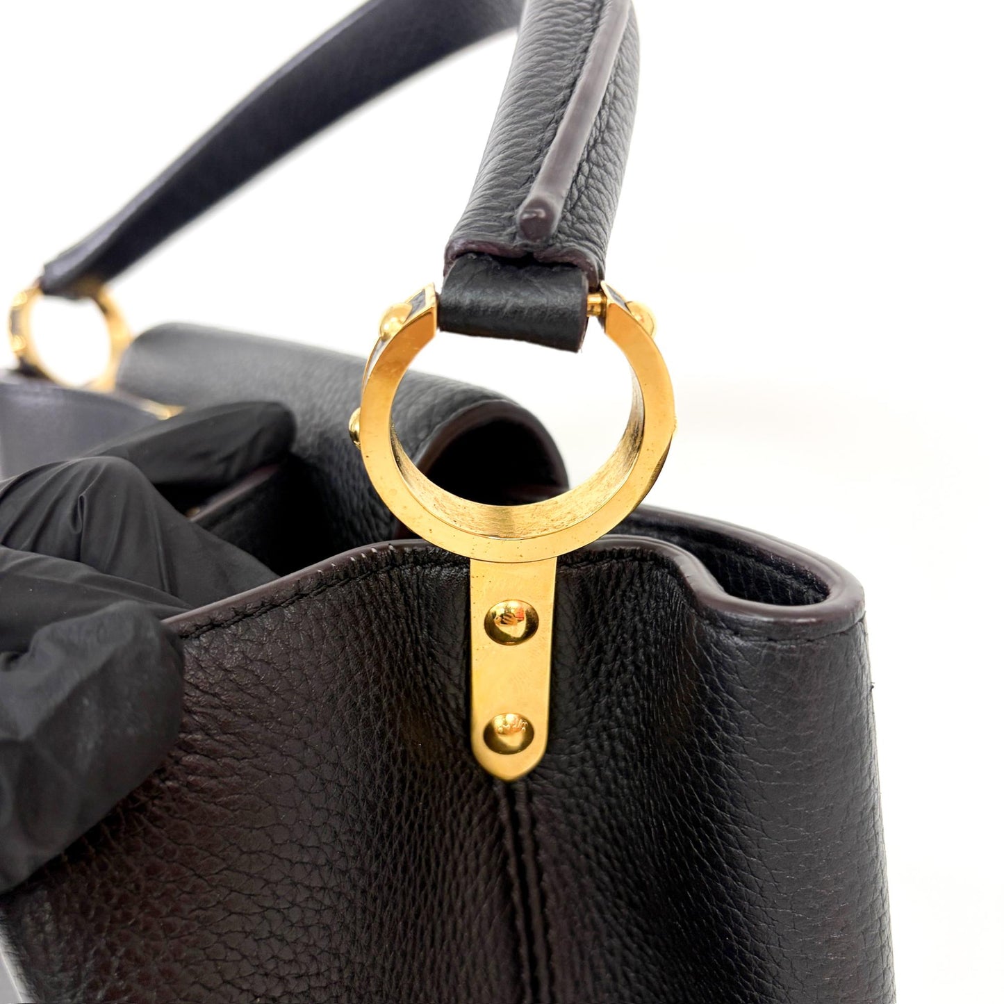 Louis Vuitton Capucines MM Noir Gold Hardware
