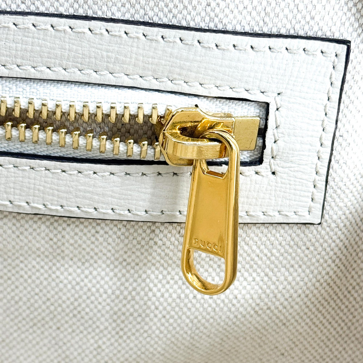 Gucci Horsebit 1955 Small Top Handle Bag Beige White