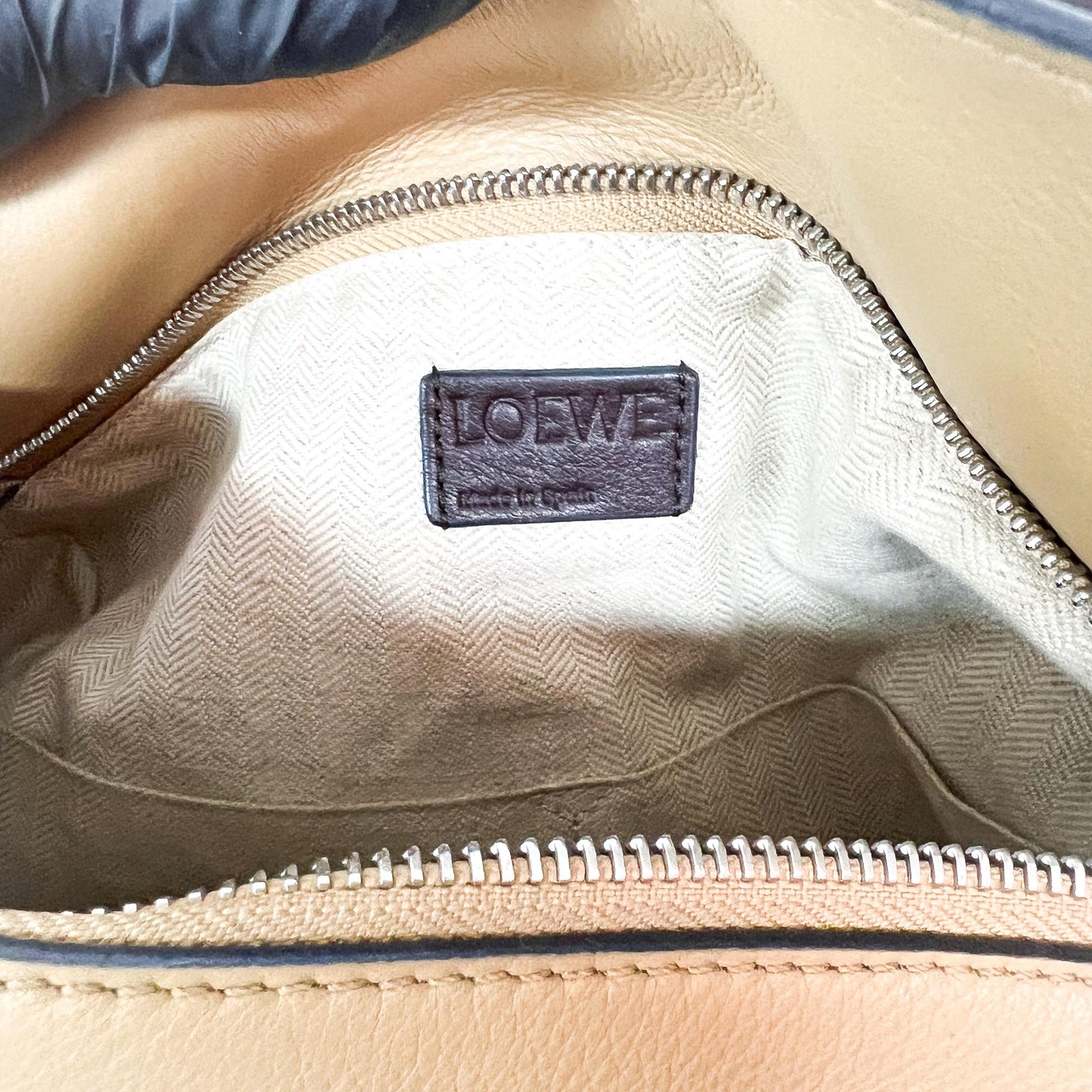 Loewe Small Puzzle Bag Soft Grain Calfskin Sand/Mink/Light Oat