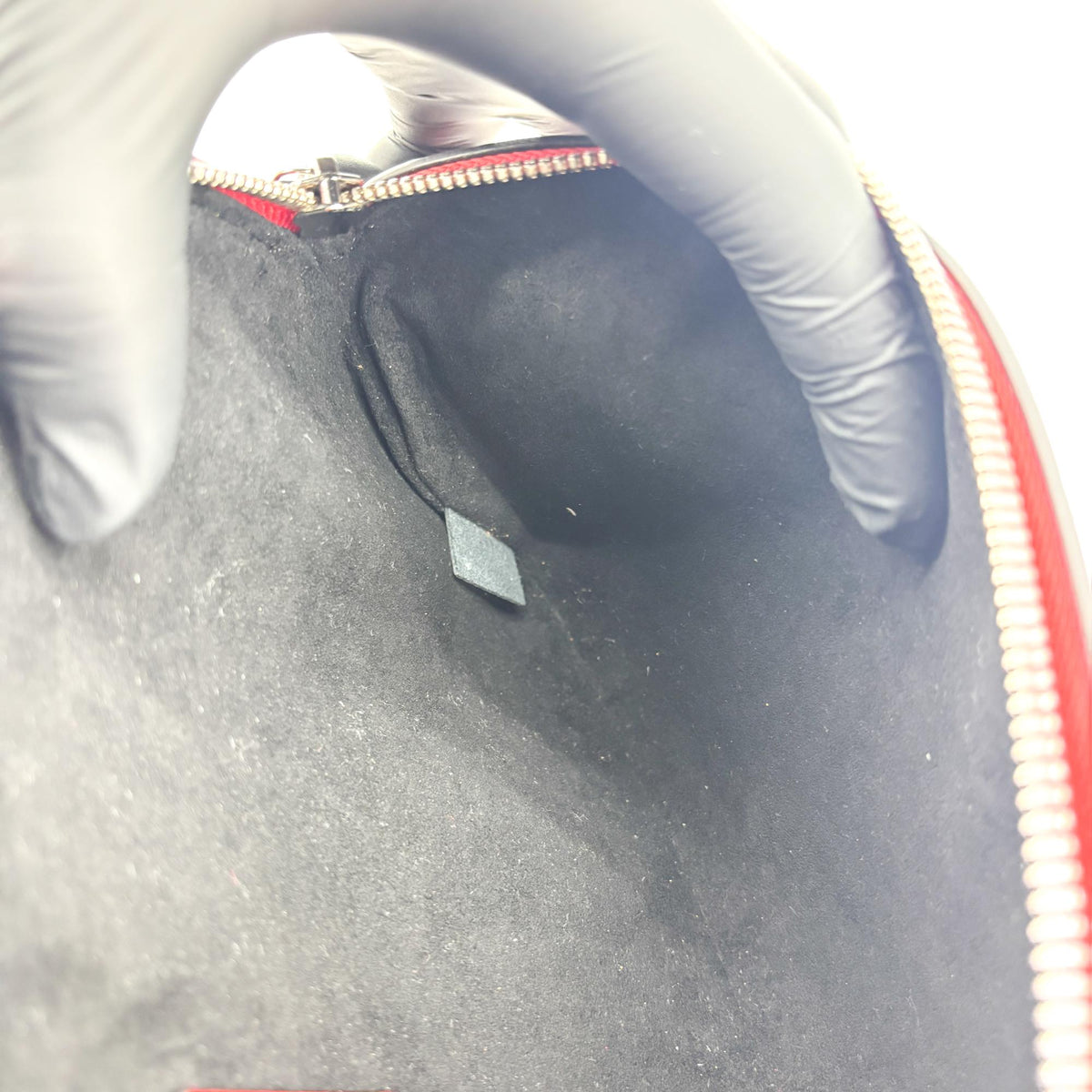 Louis Vuitton x Supreme Epi Bum Bag Red