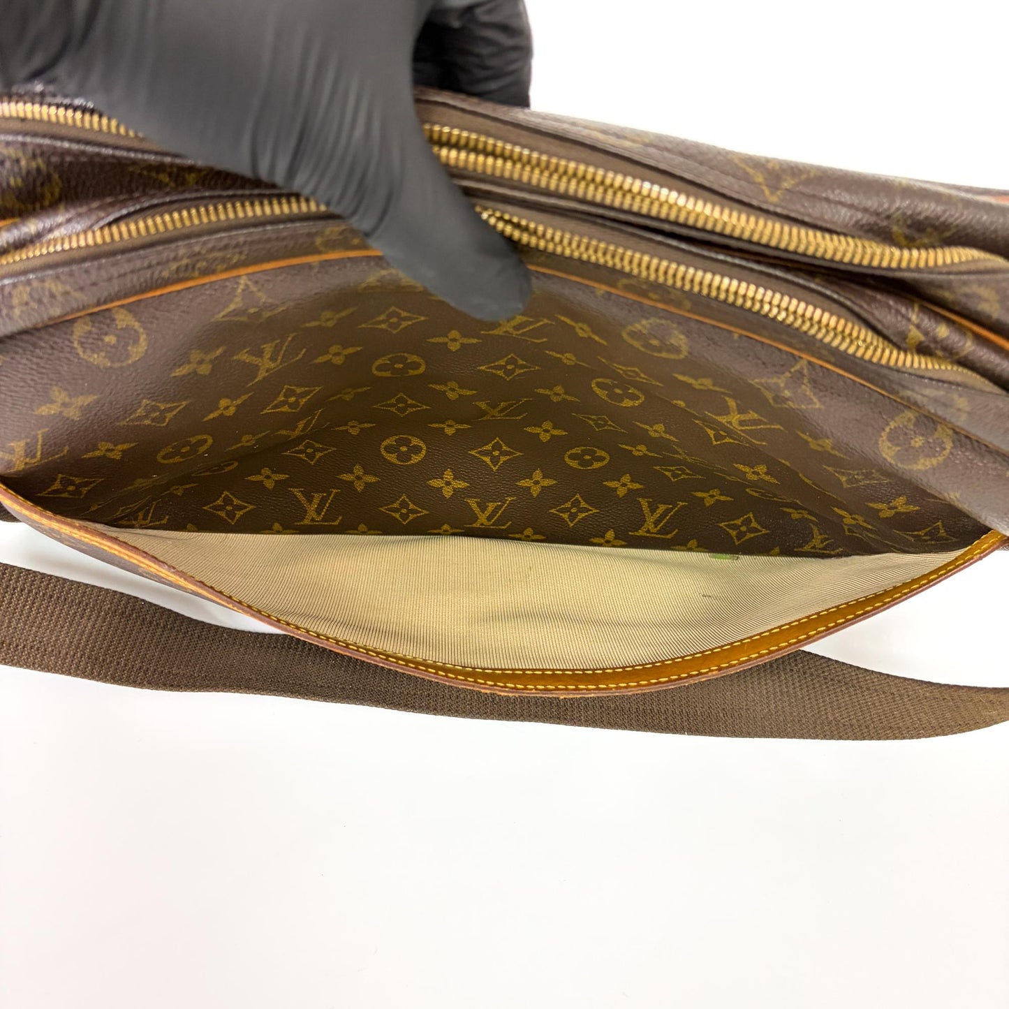 Louis Vuitton Monogram Reporter PM