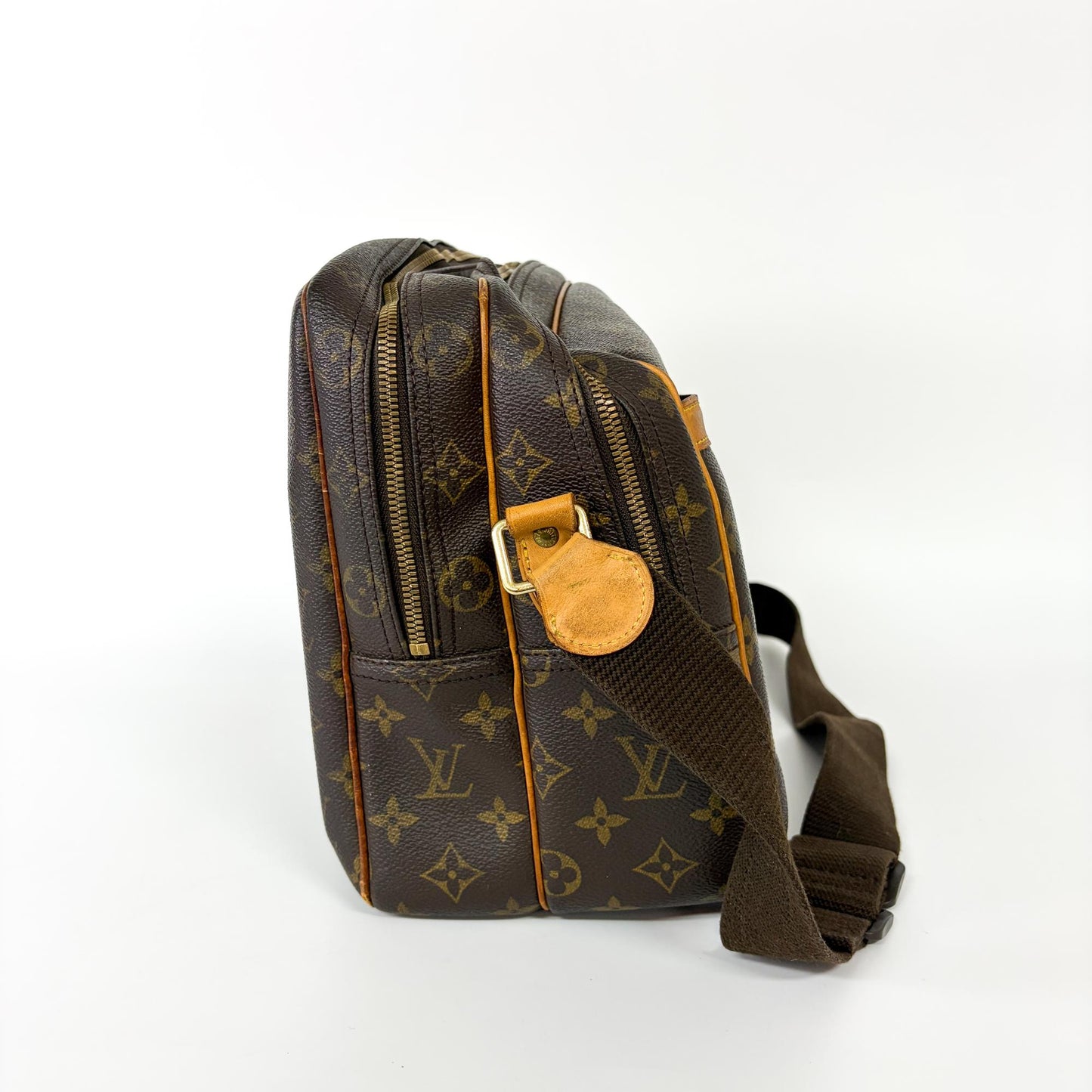 Louis Vuitton Monogram Reporter PM