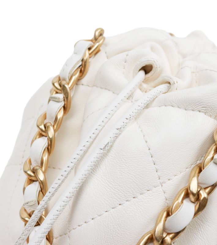 Chanel White Quilted CC Gold-Plated Chain Shoulder Bag with Built-in Chip