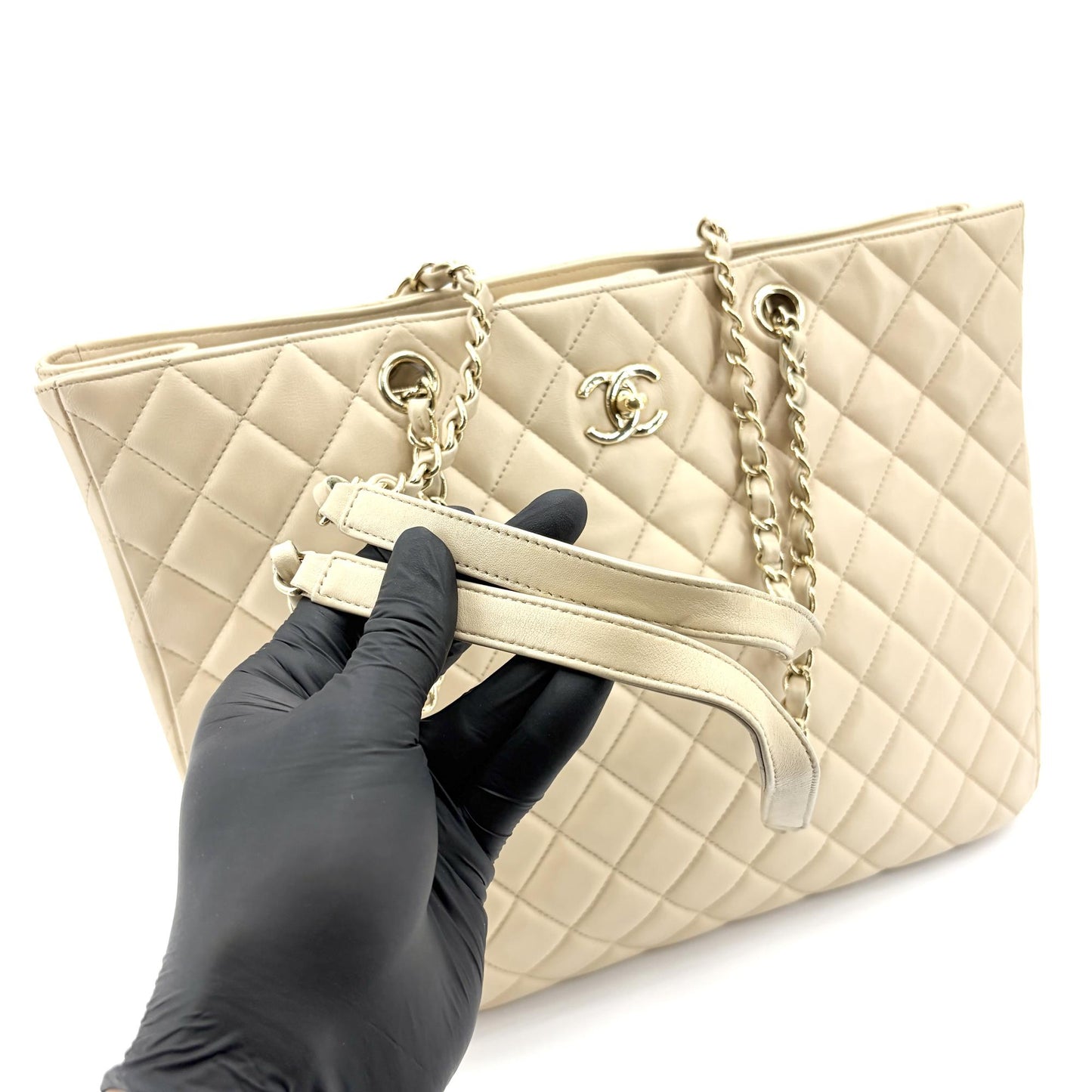 Chanel Quilted Chain Shoulder Tote Bag Beige Lambskin Gold Hardware