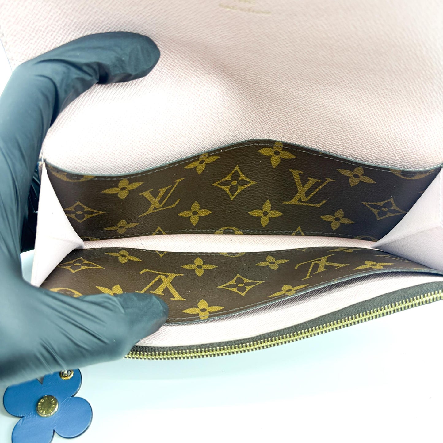 Louis Vuitton Monogram Emily Wallet Blue Flower