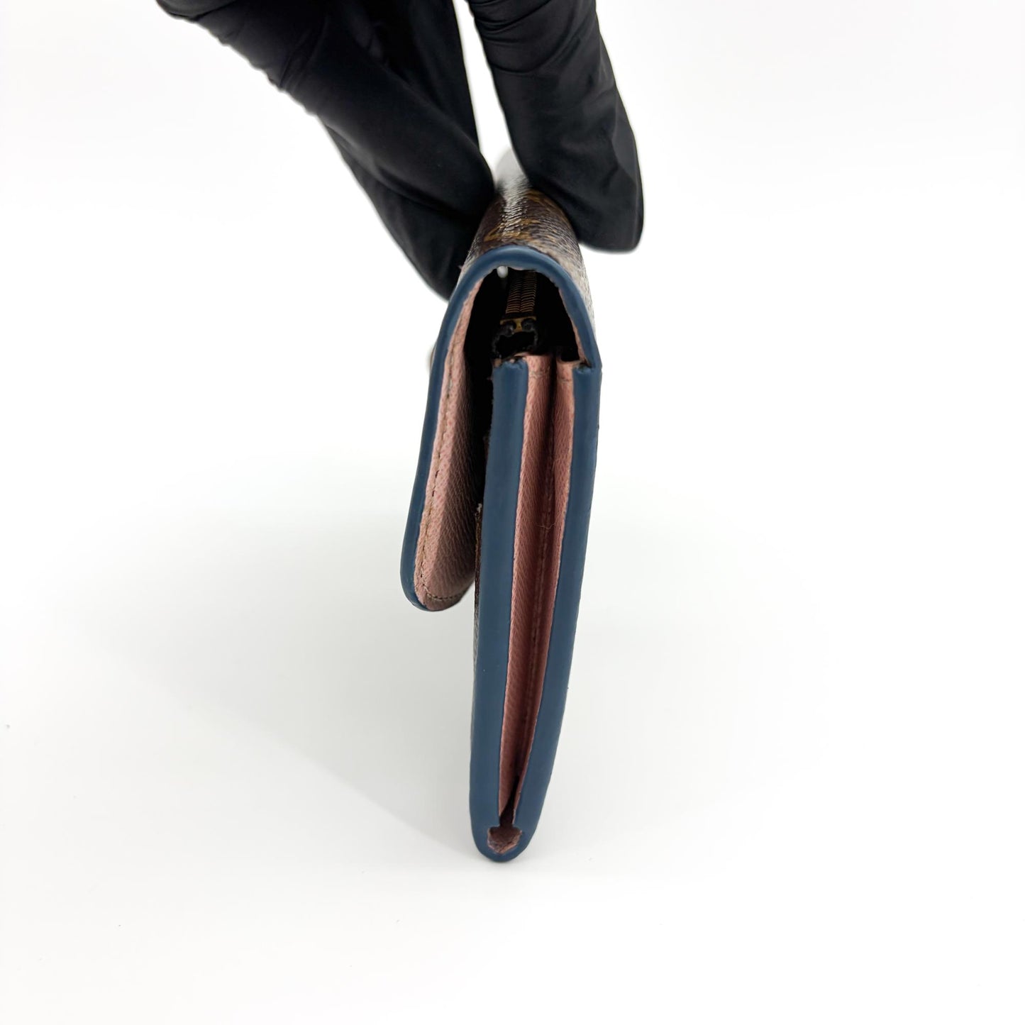 Louis Vuitton Monogram Emily Wallet Blue Flower