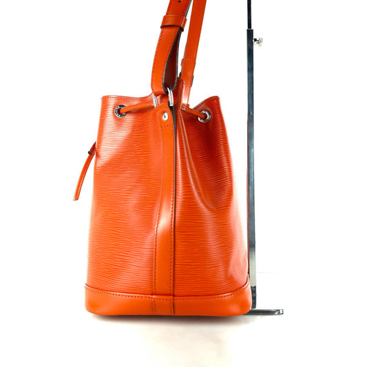 Epi Petit Noé bucket bag shoulder bag